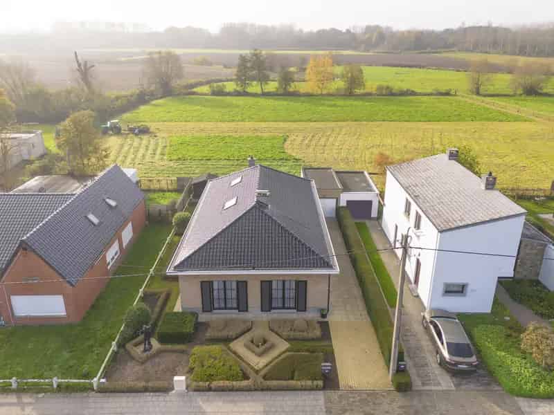Instapklare Laagbouwvilla te Koop - Rustig & Lichtrijk