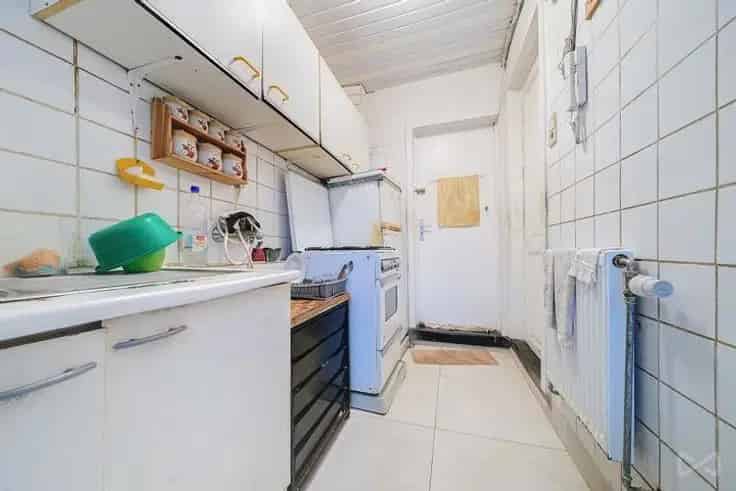 Appartementenblok Te Koop Forest 4 Units 275m2