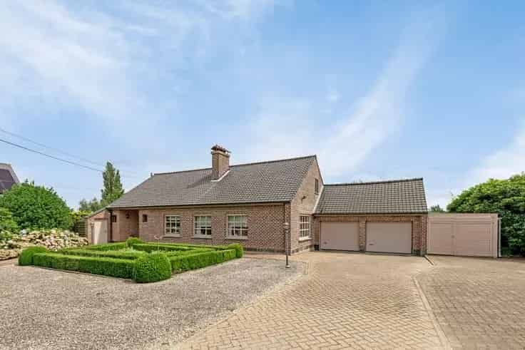 Ruime Villa Te Koop Nabij Centrum