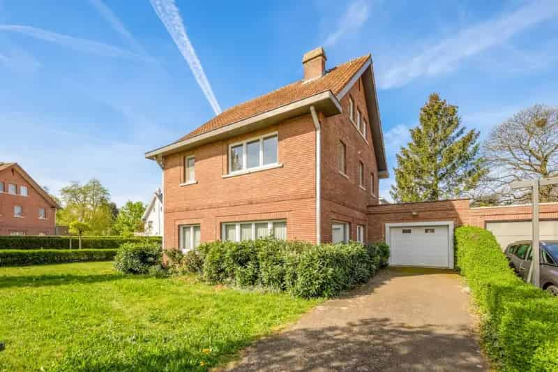 Huis te koop Hasselt 265m2 4-5 slaapkamers Garage
