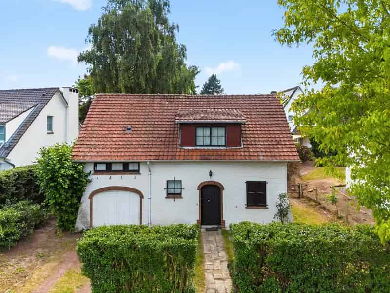 Te renoveren villa Waterloo 4 slaapkamers tuin garage