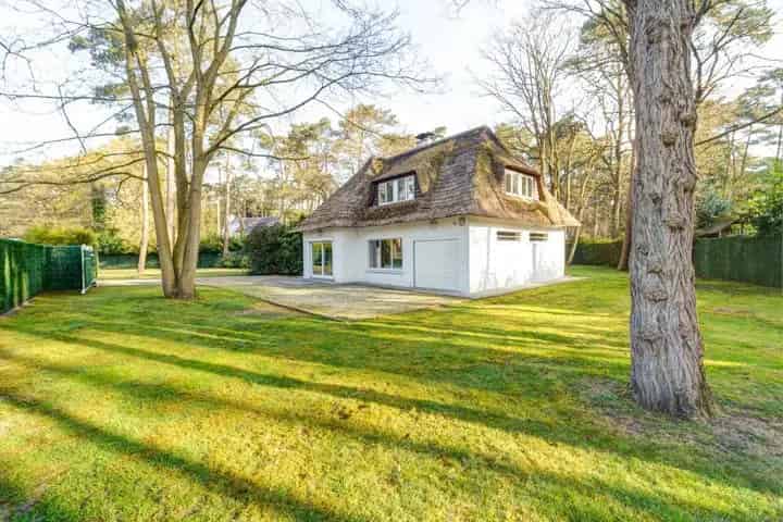 Klassieke Villa te Bonheiden 3 slaapkamers Grote Tuin 1600m2