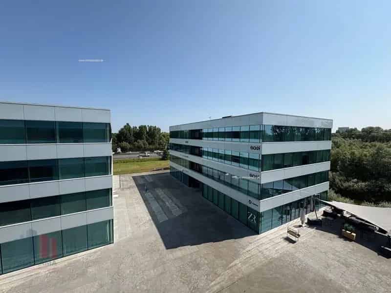 Kantoren te huur 3Square Zwijnaarde 323m²