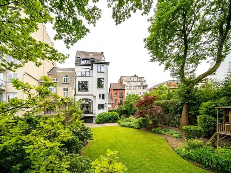 Huis te huur Ukkel Ter Kamerenbos 5 slaapkamers grote tuin