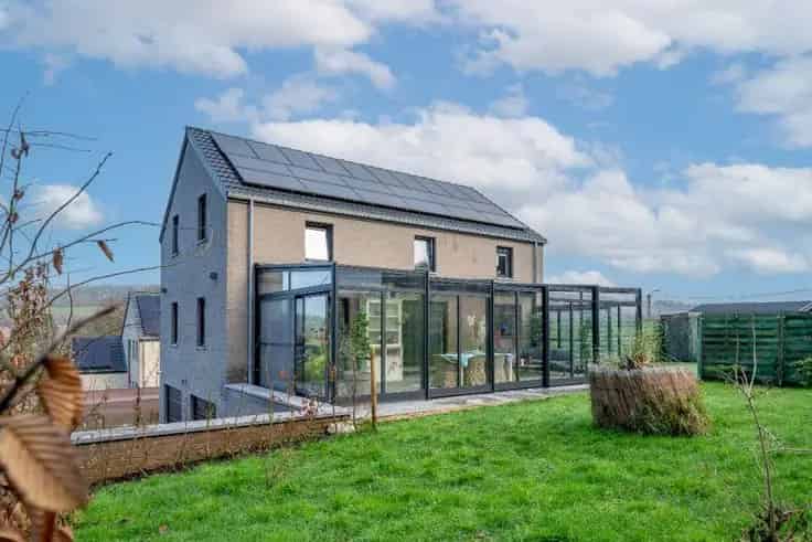 Nieuwbouwvilla Mont PEB A++ 4 slaapkamers 2 garages