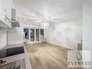 Appartement te huur Sint-Gillis 70m² 2 slaapkamers gerenoveerd