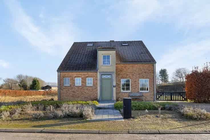 Huis Te Koop Kumtich Ruime Instapklare Woning 210m2