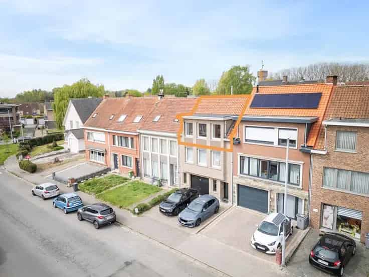 Appartement Te Koop: 2 slaapkamers, terras, bureau, Gernov