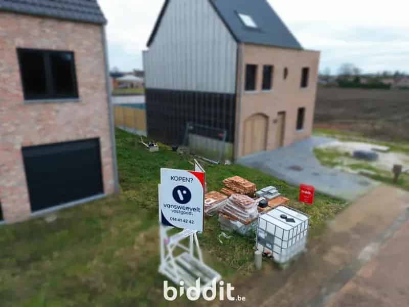 Bouwgrond 181m² - Gesloten Bebouwing