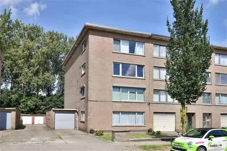 Appartement te koop 2 slaapkamers terras garagebox