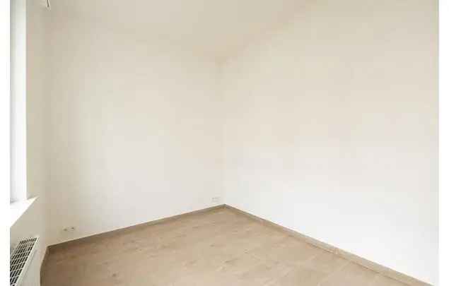 Huur 2 slaapkamer appartement van 74 m² in Antwerp