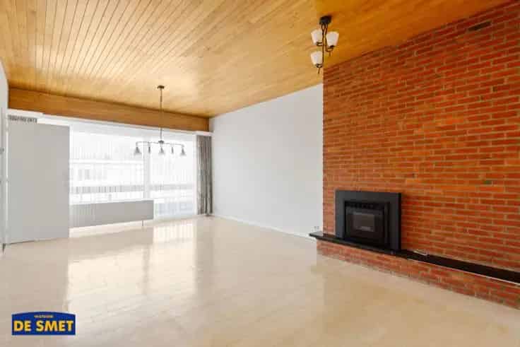 Appartement Te Koop Kontich: 3 slaapkamers, Balkon, 2 Toiletten