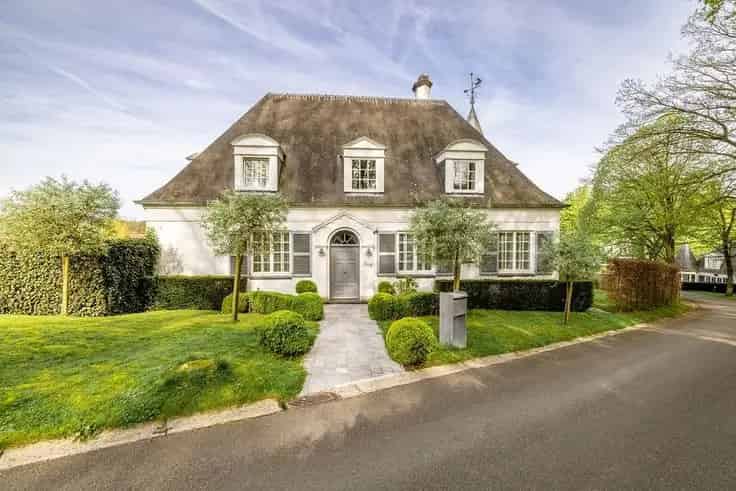 Lipszyc Villa te Koop 7ha Prive Domein