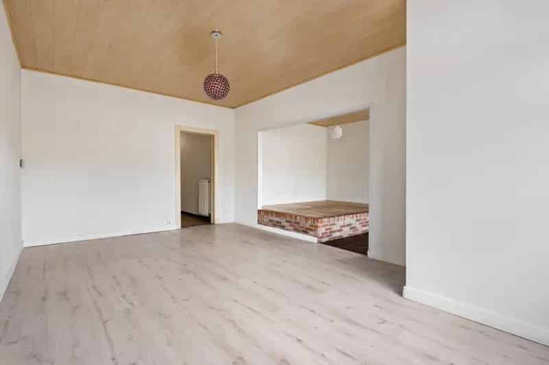 Huis te koop Stabroek: 3 slaapkamers, tuin, garage en carport