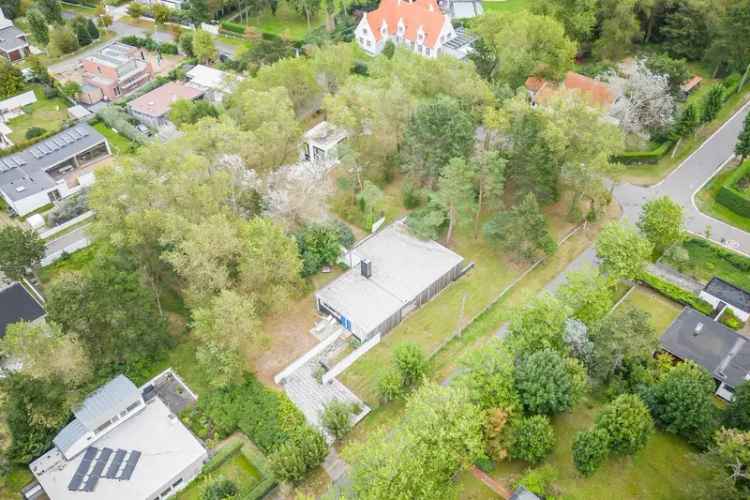 Modernistische villa van architect Callebout in SIMLI te Nieuwpoort