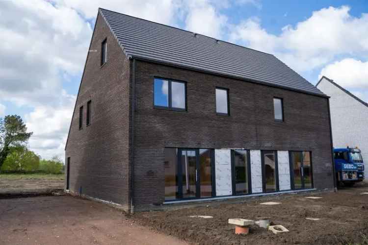 Nieuwbouw woning te koop in Laakdal