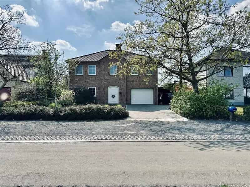 Landelijke Villa te Koop met Zwembad