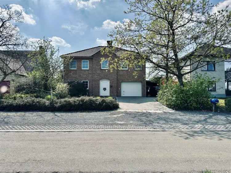Landelijke Villa te Koop met Zwembad