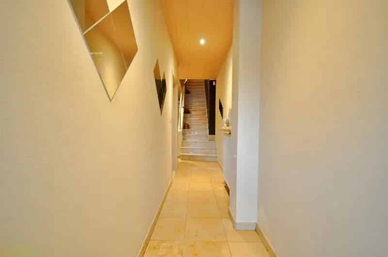 Woning te koop Renaix 2 slaapkamers 218m²