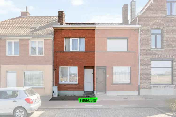 Te renoveren woning Marke 2 slaapkamers garage