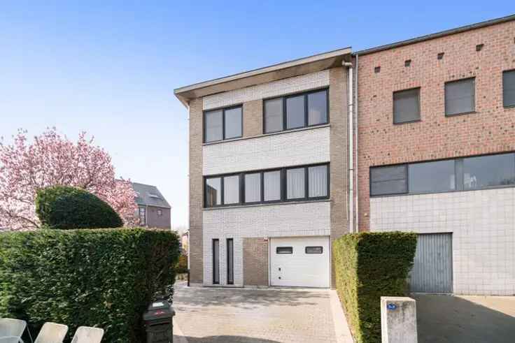 Huis Te Koop Kessel Lo 3 Slaapkamers Garage Tuin Zonnepanelen