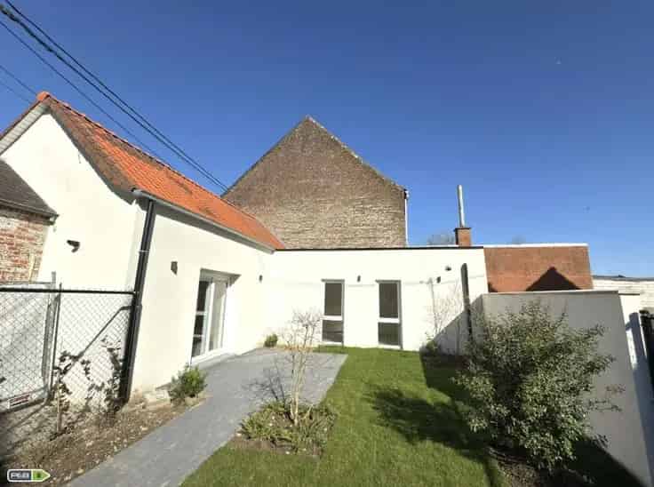 Gerenoveerde Gelijkvloerse Woning te Koop Flobecq