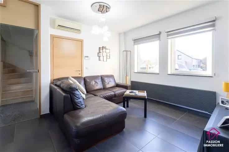 Villa 3 Facades Gerpinnes 5 ares 81 ca