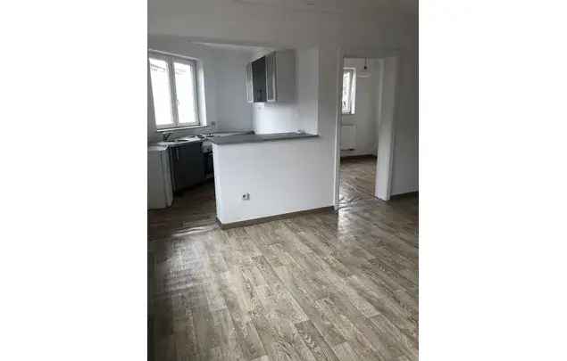 Huur 2 slaapkamer appartement in Charleroi