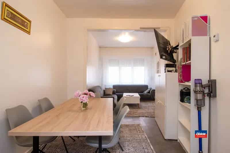 Woning met twee slaapkamers te koop
