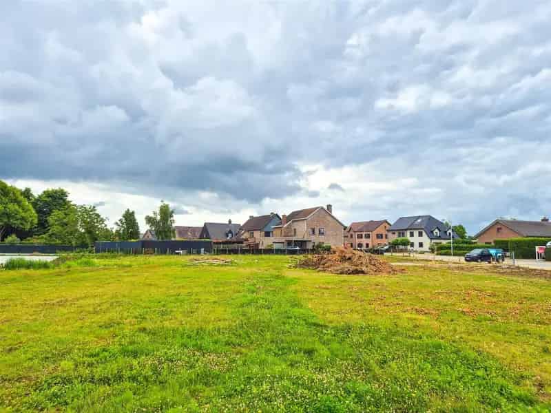 Bouwgrond Wichelen Halfopen Bebouwing Rustige Ligging
