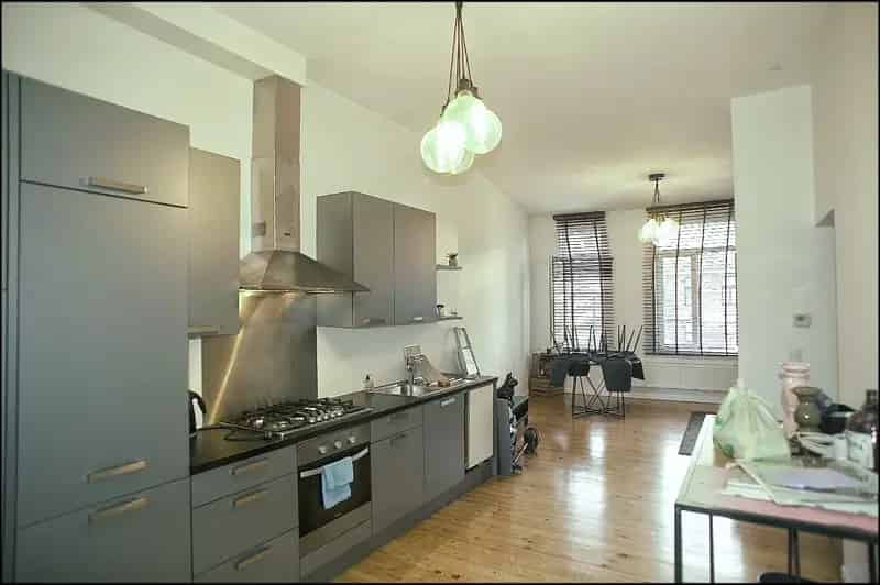 Antwerpen Zuid: Lichtrijk 1 Slaapkamer Appartement te Koop