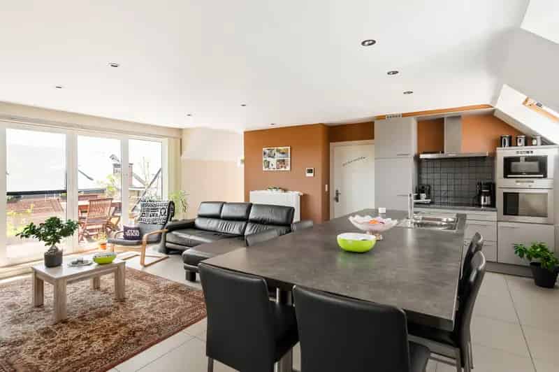 Lichtrijk Dakappartement te Vilvoorde