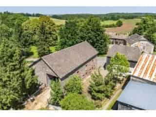 Huis te koop Bastogne - Renovatieproject met schuur