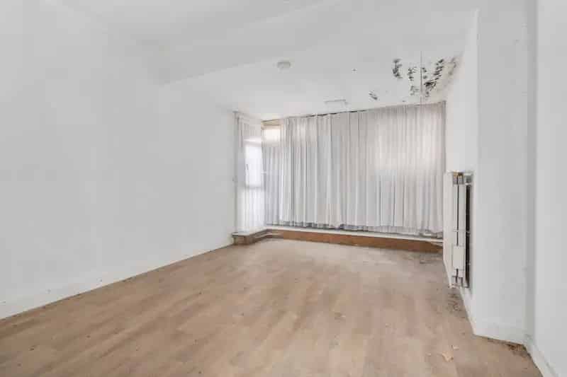 Te renoveren pand Maldegem 350m²