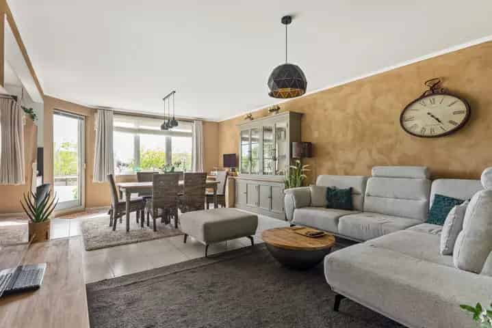 Appartement te Koop Wilrijk Rustig Licht Perfect Gelegen