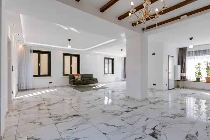 Huis te koop Oostwinkel 242m2 gerenoveerd