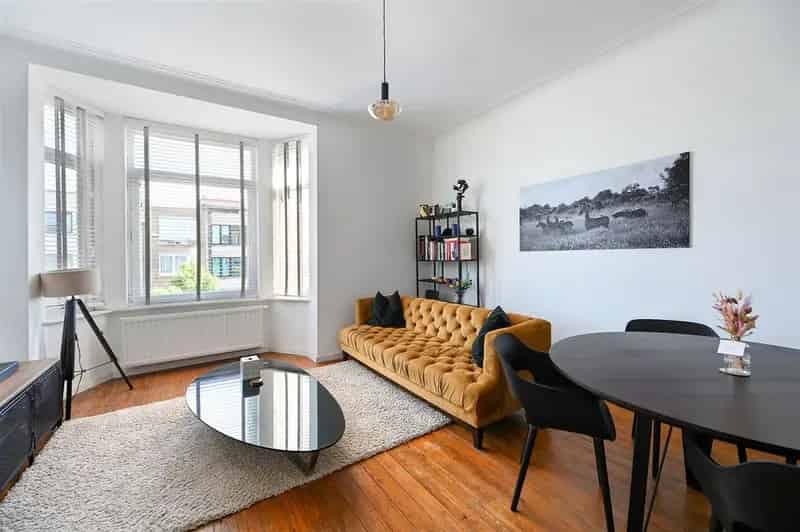 Appartement te koop Merksem - Ruim en gerenoveerd