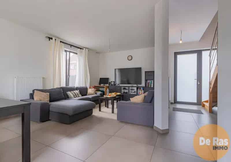 Mooie Open Bebouwing Garage 3 Slaapkamers Tuin