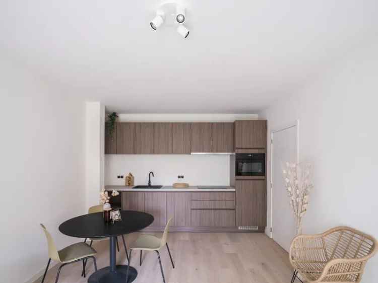 Gerenoveerd 1 Slaapkamer Appartement Gent Sint Pieters Tuin
