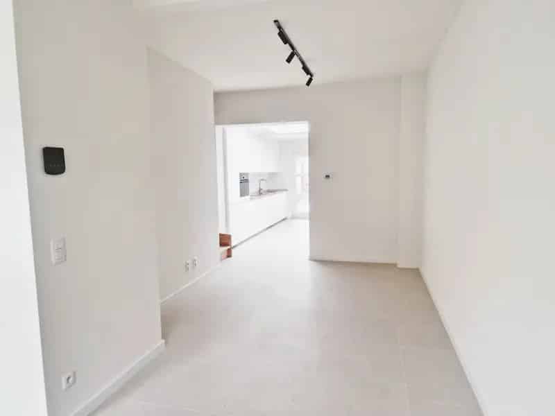 Gerenoveerde woning 2 slaapkamers tuin