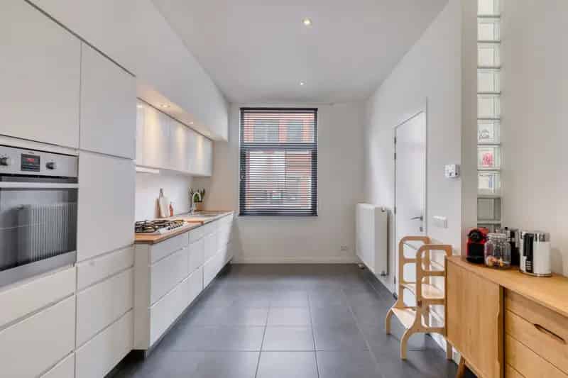 Gerenoveerde Rijwoning Toplocatie