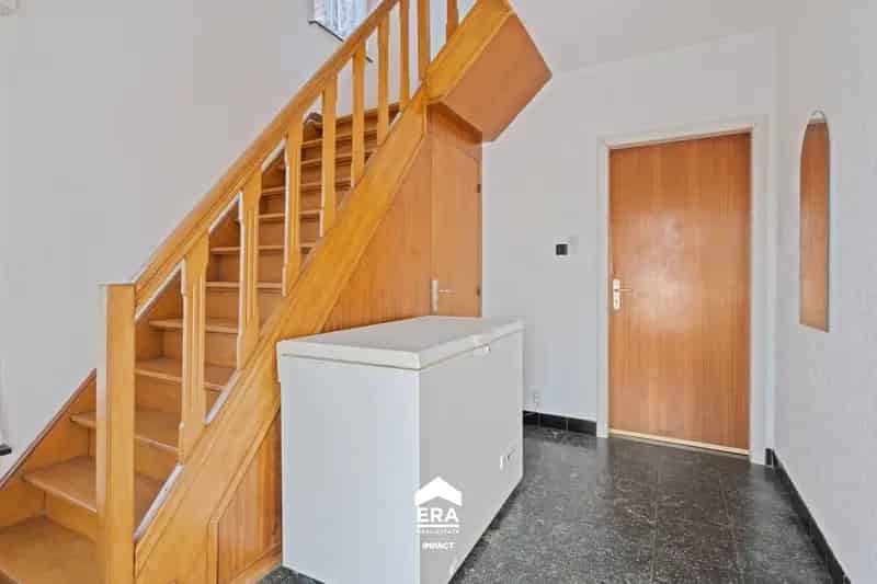 Te renoveren woning in Neeroeteren