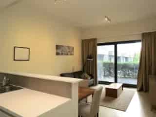 Gelijkvloers Appartement te Huur Evere Nabij NATO