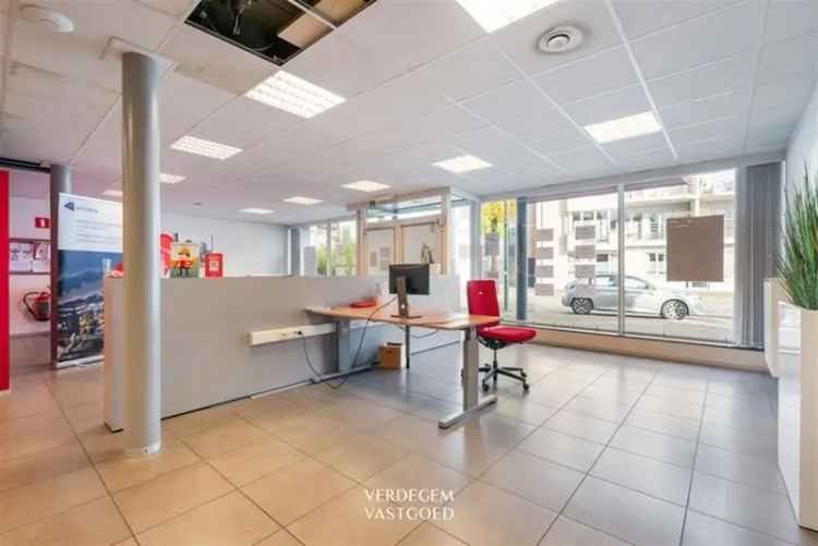 Handelsgelijkvloers 264m² Hoge Visibiliteit Goed Rendement