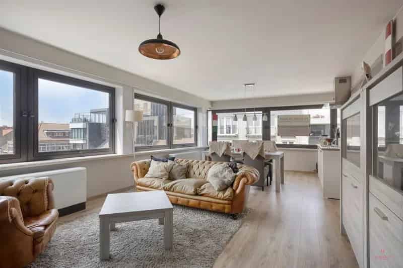 Zonnig 1 Slaapkamer Appartement Oostende Nabij Zee