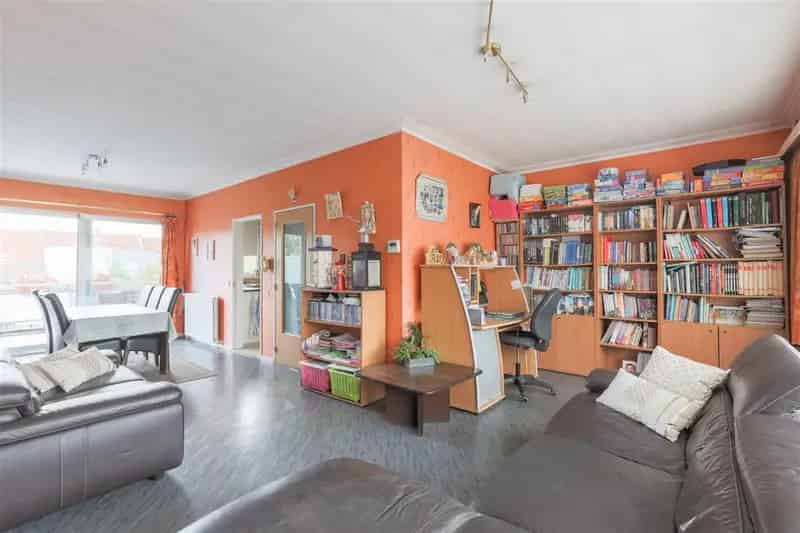 Ruime Bel-Etage te huur in Hoboken - 3 slaapkamers, Garage, Tuin