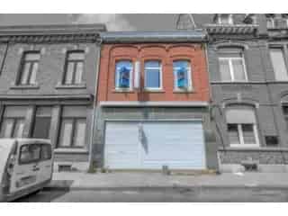 Huis Gemengd Gebruik Trooz 3 Slaapkamers 2 Garages Terras