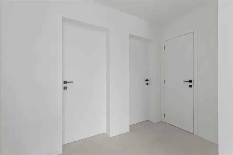 Gerenoveerd Appartement met Ruim Terras te Koop
