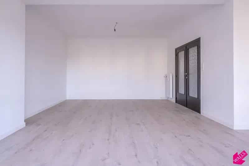 Ruim 2 Slaapkamer Appartement Berchem