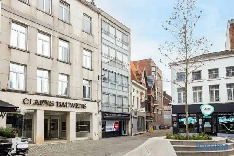 Kantoor te koop Aalst - Modern en gerenoveerd